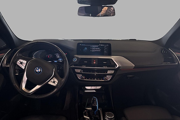 BMW iX3 9 of 30
