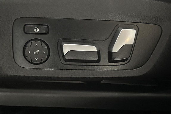 BMW iX3 21 of 30