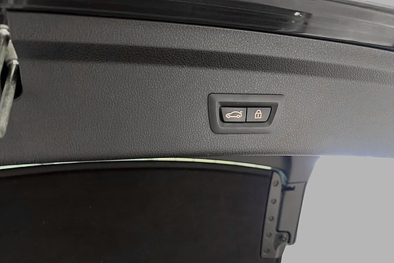 BMW 320d 28 of 28