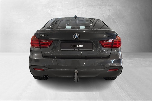 BMW 320d 4 of 28