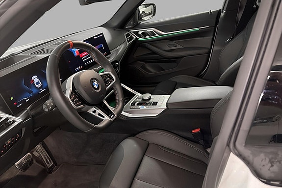 BMW i4 13 of 25