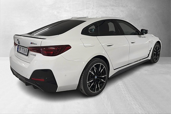 BMW i4 5 of 25
