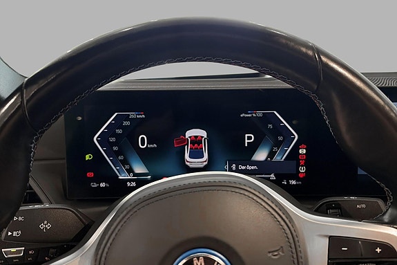 BMW i4 13 of 27