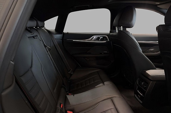 BMW i4 19 of 27