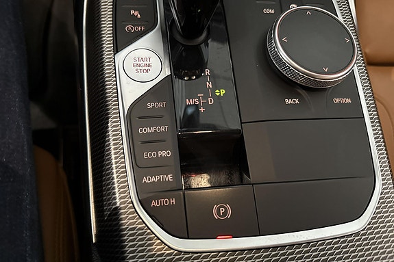 BMW 320d 15 of 29