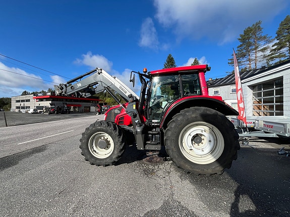 Valtra N163D m/Ølmstad Bunn og buk 2014, kr 630 000,-