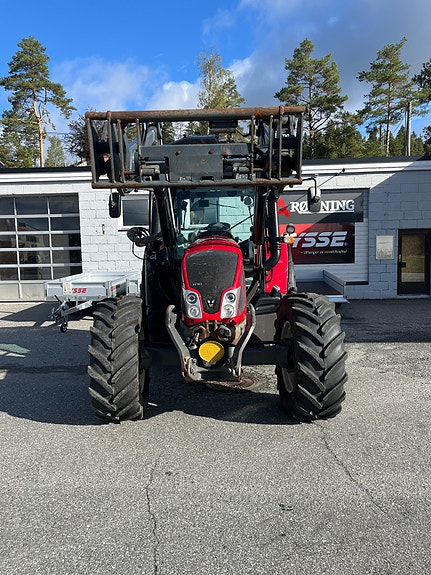 Valtra N163D m/Ølmstad Bunn og buk 2014, kr 630 000,-
