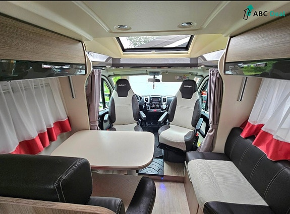 Challenger 398XL GENESIS 5 of 12