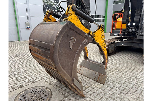 Volvo EC 140 EL 10 of 30