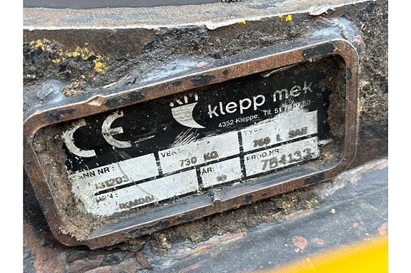 Volvo EC 140 EL 13 of 30