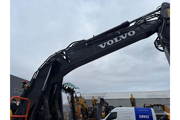 Volvo EC 140 EL 19 of 30
