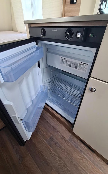 Bürstner Burstner premio life 430 TS 8 of 15