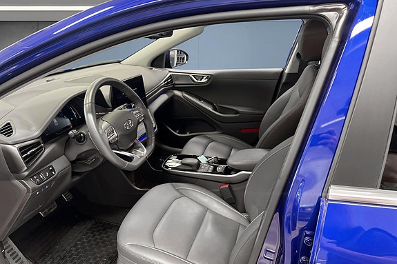 Hyundai IONIQ 11 of 14
