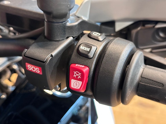 BMW R 1300 GS "Fullutstyrt" med koffertsett 8 of 9