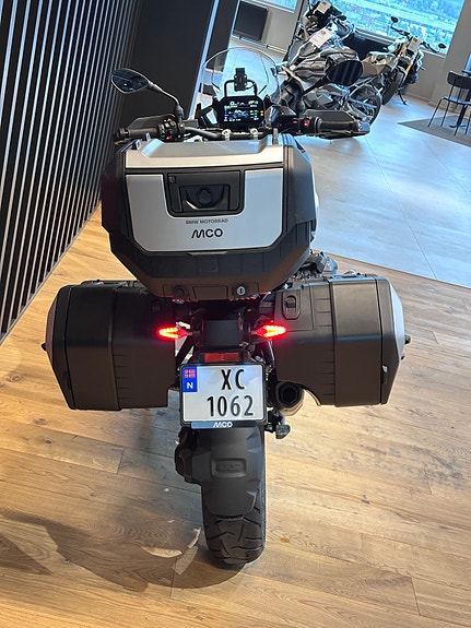 BMW R 1300 GS "Fullutstyrt" med koffertsett 6 of 9