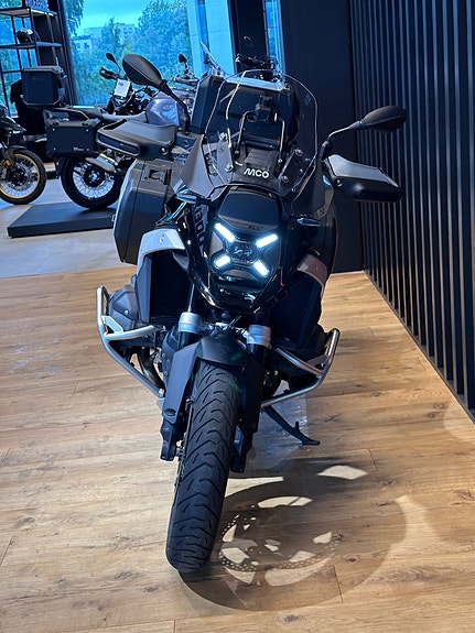 BMW R 1300 GS "Fullutstyrt" med koffertsett 5 of 9