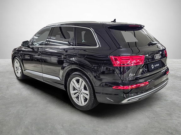 Audi Q7 3 of 30