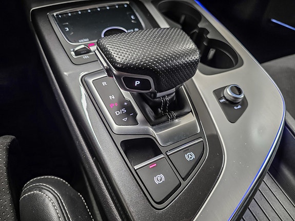 Audi Q7 28 of 30