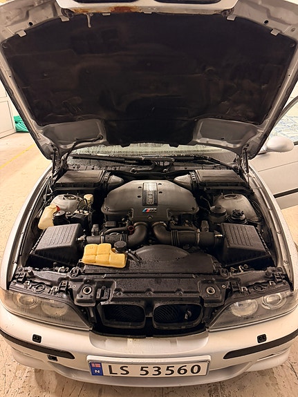 BMW M5 14 of 16