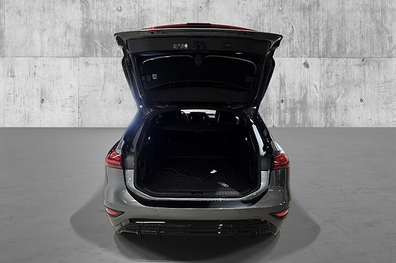 Audi A6 e-tron 8 of 29