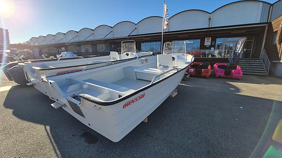 2027 Øien 530F 15 of 24
