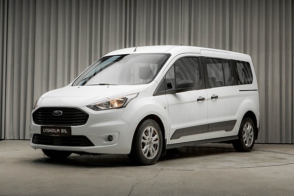 Ford Grand Tourneo Connect 28 of 30