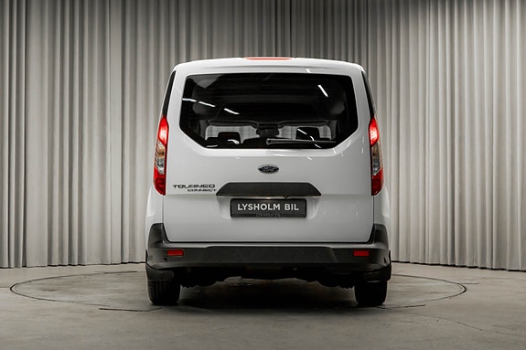 Ford Grand Tourneo Connect 11 of 30