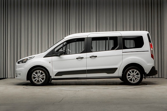 Ford Grand Tourneo Connect 30 of 30