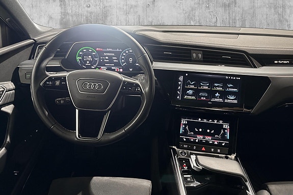 Audi Q8 e-tron 16 of 25