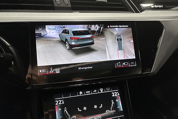 Audi Q8 e-tron 21 of 25