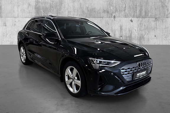 Audi Q8 e-tron 3 of 25