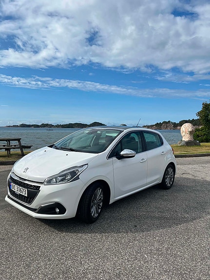 Peugeot 208 6 of 23