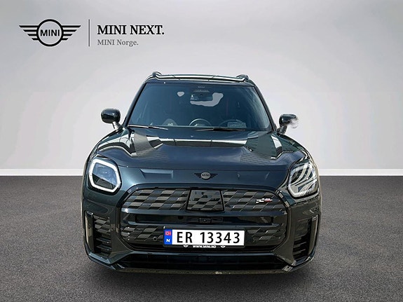 MINI Countryman SE 2 of 13