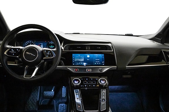 Jaguar I-PACE 4 of 30