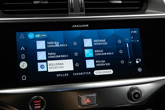 Jaguar I-PACE 26 of 30