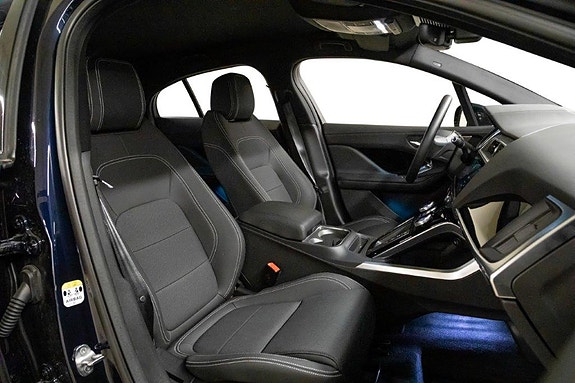 Jaguar I-PACE 20 of 30