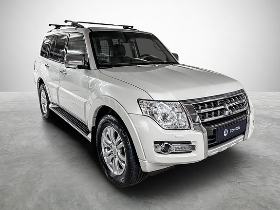 Mitsubishi Pajero 7 of 30