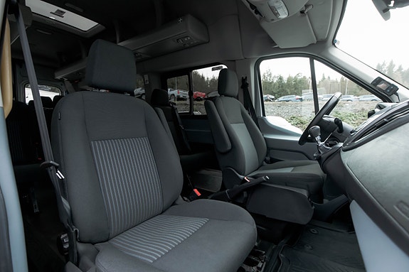 Ford Transit 8 of 30