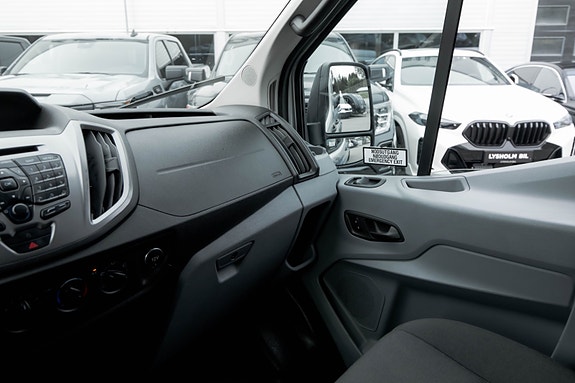 Ford Transit 23 of 30