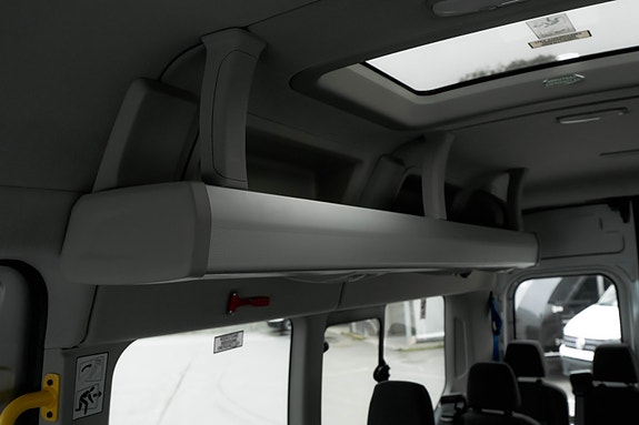 Ford Transit 12 of 30