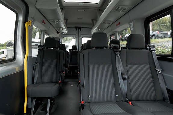 Ford Transit 11 of 30