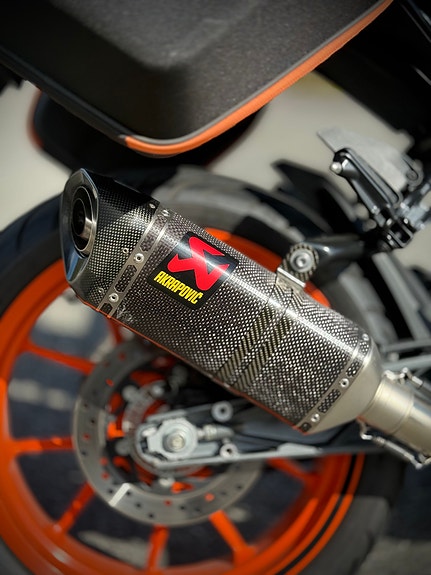 KTM 390 Duke 3 of 8