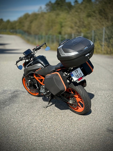KTM 390 Duke 7 of 8