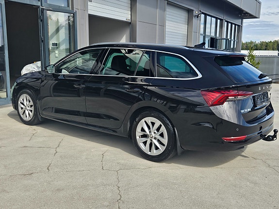 Skoda Octavia 3 of 17