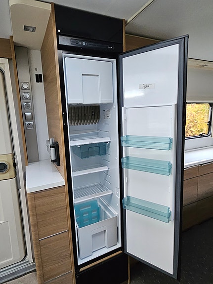 Adria Adora 753UK 21 of 30