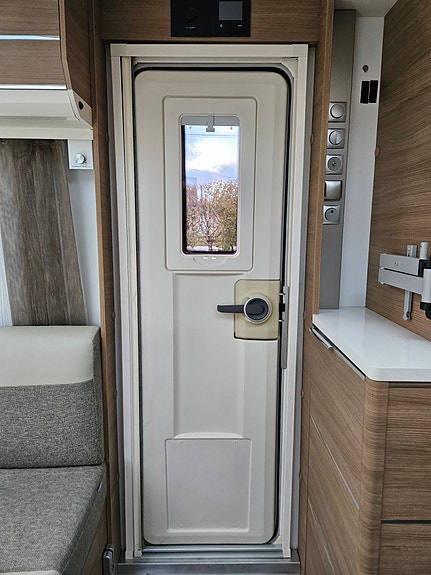 Adria Adora 753UK 8 of 30