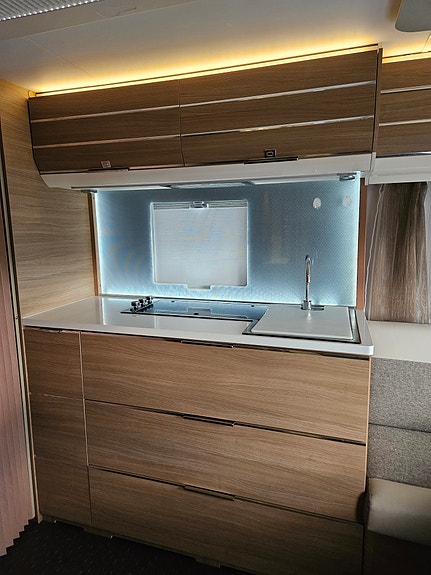 Adria Adora 753UK 13 of 30