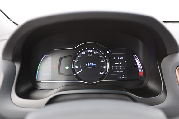 Hyundai IONIQ 28 of 30