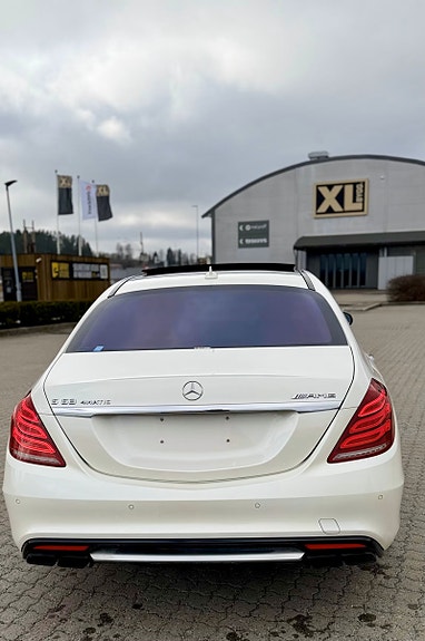 Mercedes-Benz S63 7 of 26