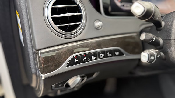 Mercedes-Benz S63 22 of 26